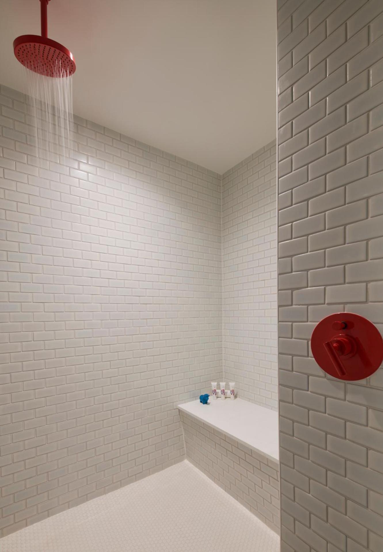 Virgin Hotel 4*