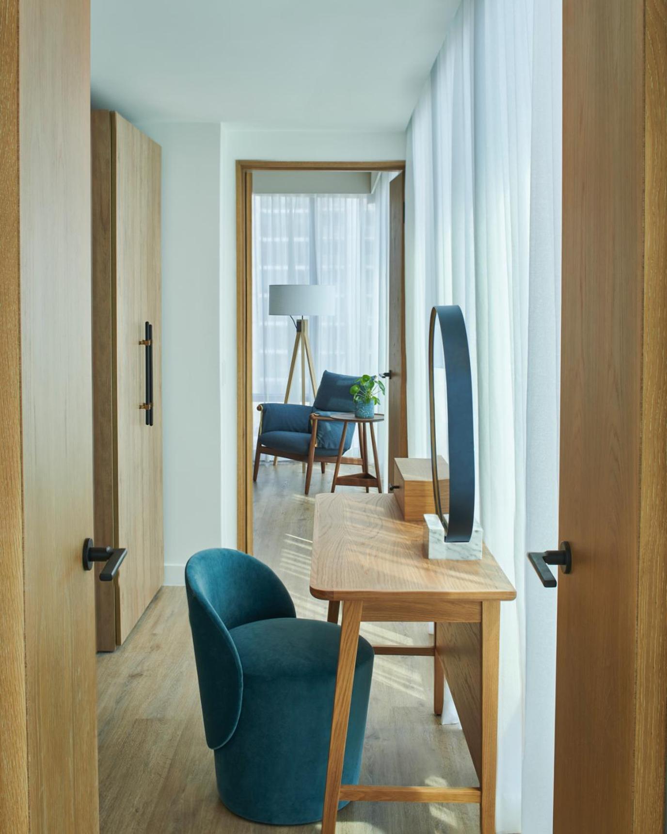 Hotel Virgin 4*